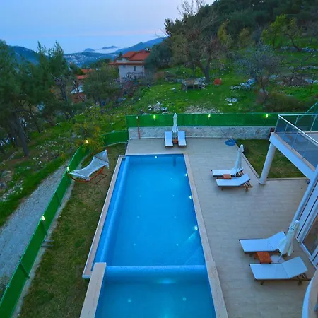 Kal1510 Sultan1 2 Bedrooms *
